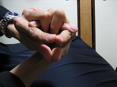 hand frog