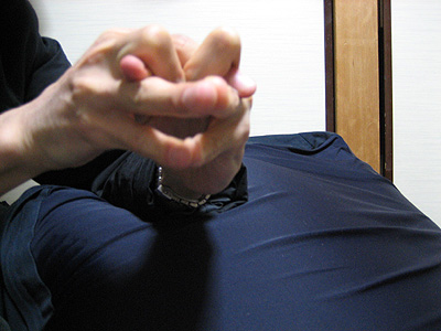 hand frog