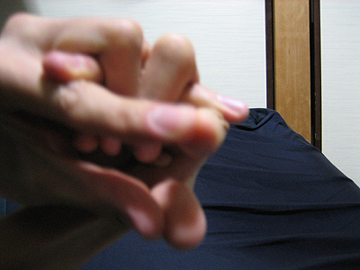 hand frog